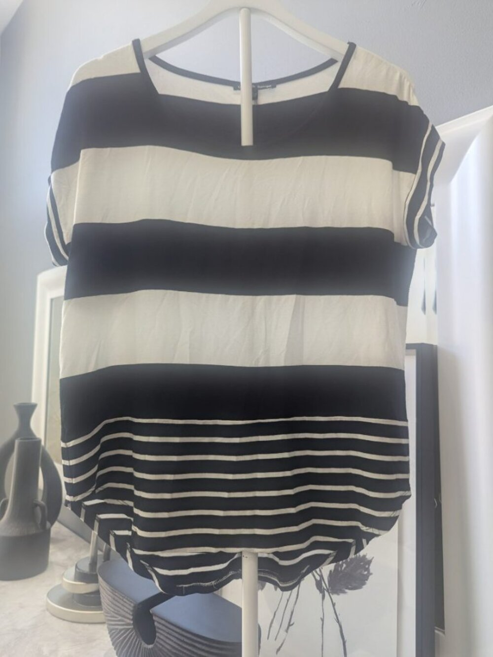 Cable & Gauge Black & White Striped Top Size L